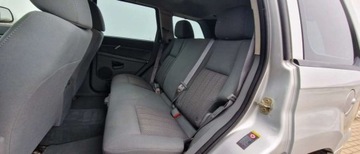 Jeep Grand Cherokee III 3.0 CRD V6 218KM 2006 Jeep Grand Cherokee 3.0 CDI 218KM ANDROID Quadra-Drive II Hak 3.0 Diesel, zdjęcie 8