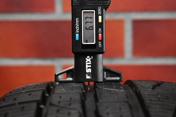 BMW F30 F31 F32 F36 KOLA 18" PNEUMATIKY ZIMNÍ 7MM!!