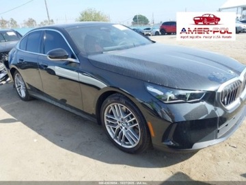BMW Seria 5 G90-91 2024 BMW Seria 5 530i, 2024r., 2.0L 2.0 Benzyna 255KM