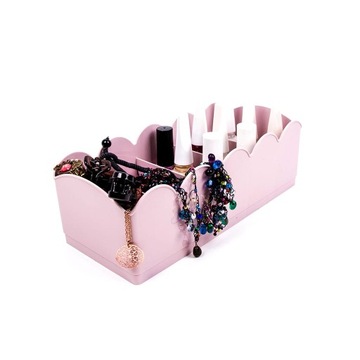 Органайзер – контейнер для гардероба для носков и мелочей.