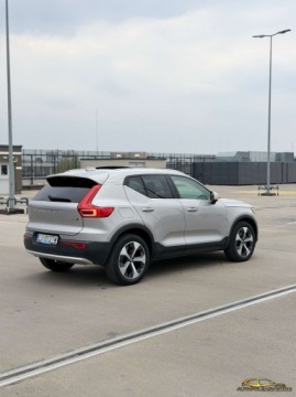 Volvo XC40 Crossover Facelifting 2.0 B5 250KM 2022 Volvo XC 40 2.0 250KM bardzo zadbane,nowe auto 2.0 Benzyna 250KM, zdjęcie 5