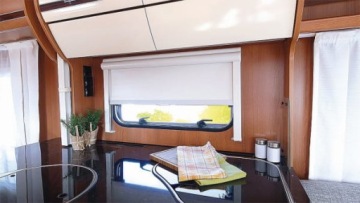 Ролеты на боковые окна, москитная сетка, 110х70см.