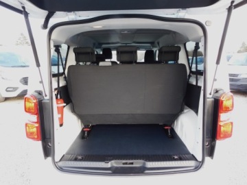 Opel Vivaro C Kombi Long 1.5 120KM 2021 Opel Vivaro HDI-120 Klima 9-osobowy Android/Apple Serwis ASO F-vat 23% 2021, zdjęcie 3