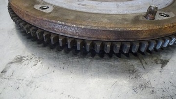 КОМПЛЕКТ СЦЕПЛЕНИЯ TOYOTA YARIS II 1.3 31250-0D091