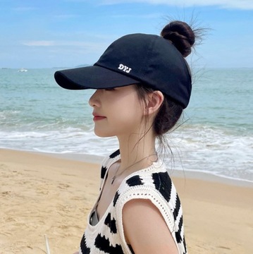 Женская бейсболка