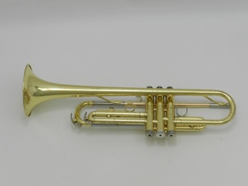 Труба Yamaha YTR-2320 Bb, сделано в Японии DR24-086