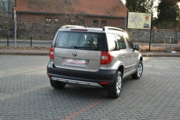Skoda Yeti Minivan 1.4 TSI 122KM 2012 Škoda Yeti Skoda Yeti 1.4TSi 122KM Manual 2012r., zdjęcie 20