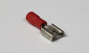 Końcówki końcówka wsuwka żeńska RF250 Czerwone