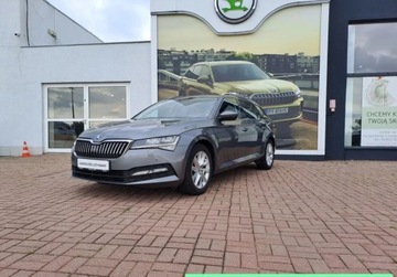 Skoda Superb III Kombi Facelifting 2.0 TDI SCR 200KM 2022 Skoda Superb Ambition 2.0 TDI 200 KM DSG Virtual Cockpit El. klapa Podg
