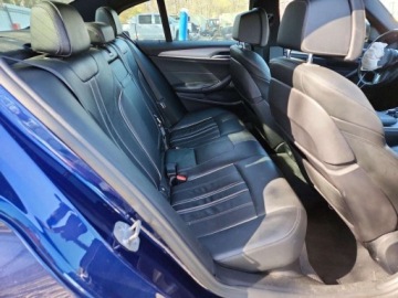 BMW Seria 5 G30-G31 2018 BMW Seria 5 2018 M550XI 4.4 Benzyna 455KM, zdjęcie 9
