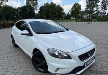 Volvo V40 II Cross Country D2 115KM 2013 Volvo V40 Volvo V40 D2 R-Design Summum 1.6 Diesel 115KM, zdjęcie 1
