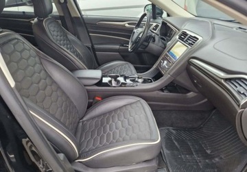 Ford Mondeo V Sedan Facelifting 2.0 EcoBlue 190KM 2019 Ford Mondeo 2.0 EcoBlue 190 KM VIGNALE Salon PL ASO Faktura Vat Marza, zdjęcie 33