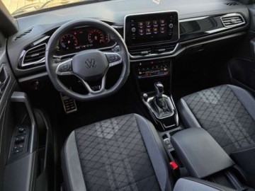 Volkswagen T-Roc I SUV Facelifting 1.5 TSI ACT 150KM 2024 Volkswagen T-Roc 1.5TSI 150KM R-Linie DSG FV23 Pakiet Tech Pakiet Zimowy T, zdjęcie 24