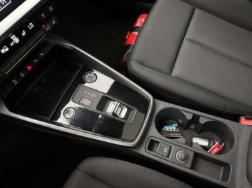 Audi A3 8Y Limousine 1.5 35 TFSI 150KM 2023 Audi A3 Limousine 35 TFSI mHEV Advanced S tronic Szyberdach Kamera LED, zdjęcie 20