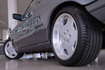 Mercedes Klasa S W126 Coupe C126 5.6 SEC 279KM 1987 Mercedes-Benz Klasa S 5.5 Benzyna 279KM, zdjęcie 18