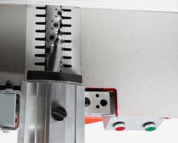 Строгальный станок HOLZMANN - ТОЛЩИНОСТРОИТЕЛЬНЫЙ СТАНОК HOB305PROSMW2 СО СПИРАЛЬНЫМ ВАЛОМ 230В