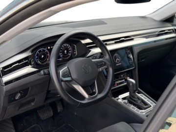 Volkswagen Arteon Fastback Facelifting 2.0 TDI SCR 150KM 2023 Volkswagen Arteon Shooting Brake Bogate wyposazenie Drugi komplet opon Bez, zdjęcie 9