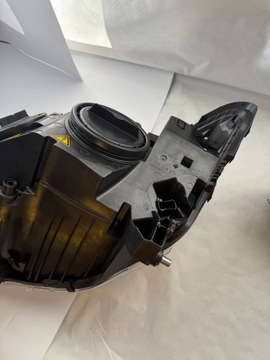 MERCEDES S A221 BI XENON NIGHT VISION SVĚTLO PRAVÁ