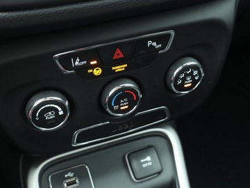 Jeep Compass II SUV 1.4 MultiAir 140KM 2017 Jeep Compass 1.4 MultiAir, Salon Polska, zdjęcie 12