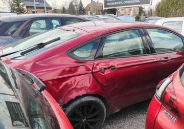 Ford Mondeo V Sedan 2.0 TDCi 150KM 2016 Ford Mondeo 2016r, 2.0 TDCI. AUTOMAT. Uszkodzony prawy bok. Jezdzi. 2.0, zdjęcie 3