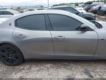 Maserati Ghibli III 2021 Maserati Ghibli S Q4 2021 3.0l 3.0 Benzyna 424KM, zdjęcie 6