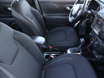 Jeep Renegade SUV Facelifting 1.3 GSE T4 Turbo 150KM 2019 Jeep Renegade 1.3 T-GDI, Salon Polska, Automat, zdjęcie 8