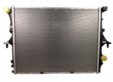 CHŁODNICA WODY AUDI Q7 (4L) 2006 - 2015