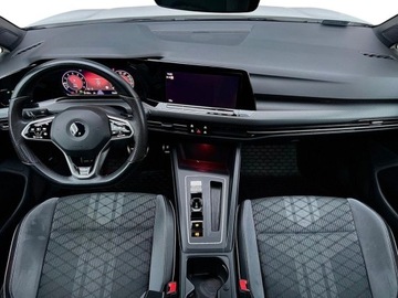 Volkswagen Golf VII Hatchback 5d Facelifting 1.5 TSI ACT 150KM 2020 Volkswagen Golf Volkswagen Golf VIII 1.5 eTSI 150KM DSG R-Line LED Kamer, zdjęcie 21