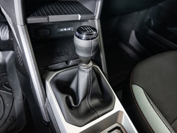 Dacia Bigster 1.2 TCe 130KM 2025 Od ręki - Extreme 4x4 1.2 TCe 130KM / Pakiet Parking, Zimowy Plus, zdjęcie 13