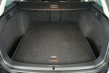 Volkswagen Golf VII Variant 1.6 TDI CR DPF BlueMotion Technology 105KM 2014 VW Golf 1.6 TDI, Automat, Xenon, Bi-Xenon, Klima, zdjęcie 17