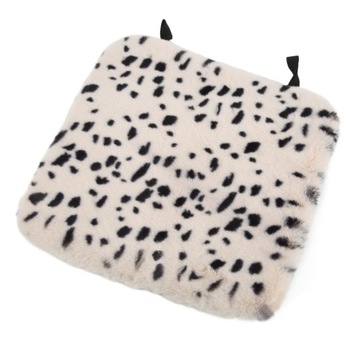 Универсальная подушка переднего сиденья.