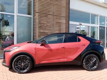 Toyota C-HR II SUV Plug-In 2.0 Hybrid Dynamic Force Plug-in  223KM 2026 Od ręki - Tokyo Edition 2.0 PHEV Dynamic Force 223KM | Dach panoramiczny!, zdjęcie 1