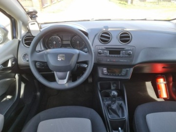 Seat Ibiza IV Hatchback 5d Facelifting 1.2 60KM 2015 Seat Ibiza 1.2 benzyna / Klimatronik / Zadbana /, zdjęcie 12
