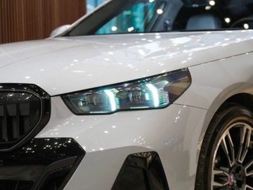 BMW Seria 5 G90-91 Touring 2.0 520d 197KM 2025 BMW Seria 5 520d xDrive Sport Sedan 2.0 (197KM) 2025, zdjęcie 5