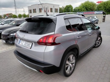 Peugeot 2008 I SUV Facelifting 1.2 PureTech 130KM 2018 Peugeot 2008 Navi Kamera Panorama Klimatronik 1.2 Benzyna 130KM, zdjęcie 6