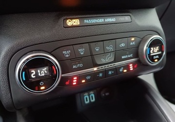 Ford Focus IV Sedan 1.0 EcoBoost 125KM 2020 Ford Focus OFERTA BLACK WEEK 125KM EcoBoost Titanium SalonPL SerwisASO FV2, zdjęcie 26