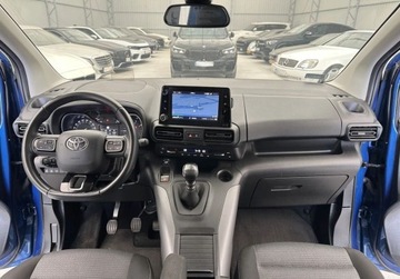 Toyota 2020 Toyota Proace City Verso 1.2 BENZ Przystosowany dla nie pelnosprawnych 2, zdjęcie 5