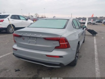 Volvo S60 III 2024 Volvo S60 2024 Volvo S60 B5 FWD Plus Dark Theme 2.0 Benzyna 247KM, zdjęcie 6