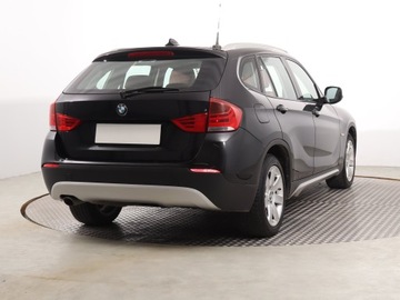 BMW X1 E84 Crossover sDrive18d 143KM 2010 BMW X1 sDrive18d, Klima, Klimatronic, zdjęcie 4