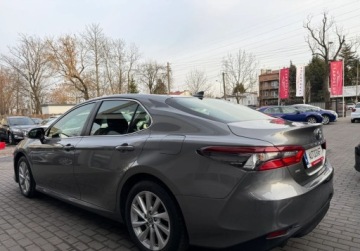 Toyota Camry IX Sedan 2.5 Hybrid Dynamic Force 218KM 2021 Toyota Camry Salon Polska, Serwis ASO, Gwarancja, FV-23 2.5 Hybryda 218KM, zdjęcie 26