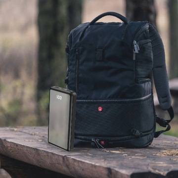 Power Bank 10000 мАч USB-C Lightning microUSB