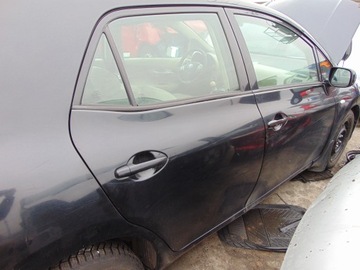 DRZWI PRAWE PRAWY TYŁ TYLNIE TYLNE TOYOTA AURIS I 209