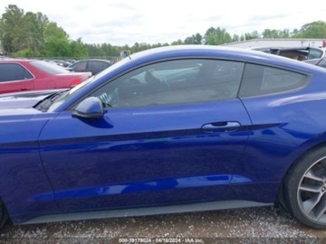 Ford Mustang VI 2015 Ford Mustang 2015 Ford Mustang 2dr Fastback EcoBoost 2.3 Benzyna 310KM, zdjęcie 4