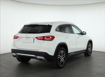 Mercedes GLA II Off-roader 1.3 200 163KM 2020 Mercedes GLA GLA 200, Salon Polska, Serwis ASO, zdjęcie 4