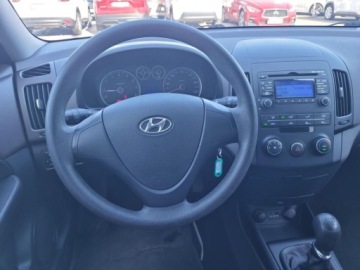 Hyundai i30 I Hatchback 1.4 109KM 2010 Hyundai i30 Hyundai i30 1.4 Base 1.4 Benzyna 109KM, zdjęcie 14