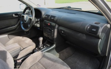 Audi A3 8L Hatchback 1.9 TDI PD 100KM 2001 Audi A3 Sportback 2001r, 1.9 TDI 110KM, ISOFIX, Klima, Sprawny, Dobrze utr, zdjęcie 6