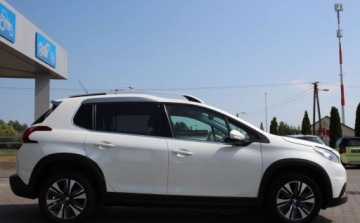 Peugeot 2008 I SUV Facelifting 1.2 PureTech 110KM 2019 Peugeot 2008 Kupuj Taniej. Tylko 38tys.km. Automat. Auto jak nowe. 1.2, zdjęcie 3