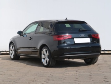 Audi A3 8V Hatchback 3d 1.6 TDI clean diesel 110KM 2015 Audi A3 1.6 TDI, Automat, Navi, Xenon, Bi-Xenon, zdjęcie 3