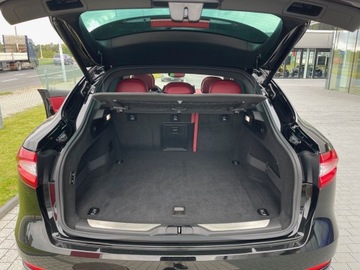 Maserati Levante 3.0 V6 GDI 350KM 2017 Maserati Levante 3.0 benz 349KM 2017r czarny- czerwone wnętrze Stan idealny, zdjęcie 13