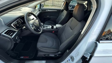 Ford Mondeo V Kombi 2.0 TDCi 180KM 2018 Ford Mondeo 2.0D 180PS OPŁACONY Bezwypadkowy, zdjęcie 13